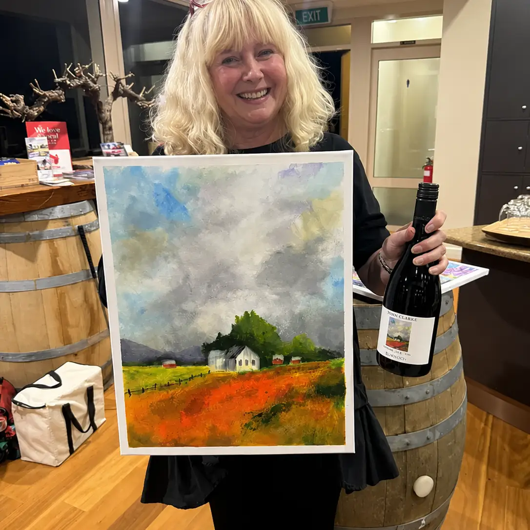 smiling wine label